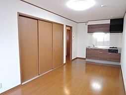 アスピリア ペルル 2階1LDKのリビング/ダイニング