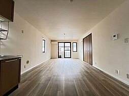 パークサイドM＆T 2階2LDKのリビング/ダイニング