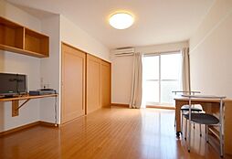 レオパレスｙａｎａｇｉ 2階1Kのリビング/ダイニング