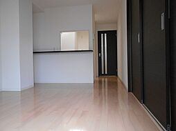 エスト四つ木 2階1LDKのリビング/ダイニング