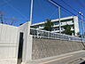 周辺：市川市立妙典小学校 709m