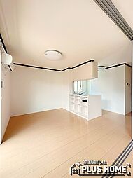 JR阪和線 和歌山駅 徒歩12分の賃貸アパート 3階3LDKのリビング/ダイニング