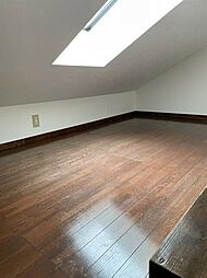 トトロの森 3号館 2階ワンルームのリビング/ダイニング