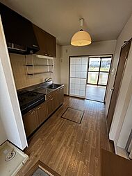 セントラルヒルズB 206 2階1Kのリビング/ダイニング