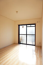 JR総武線 幕張本郷駅 徒歩12分の賃貸マンション 4階1DKのリビング/ダイニング