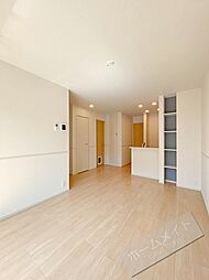 フリーデIV 1階1LDKのリビング/ダイニング