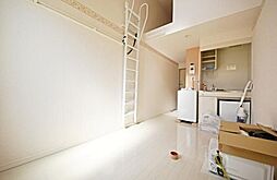 サンヴィレッジ新川崎 1階ワンルームのリビング/ダイニング