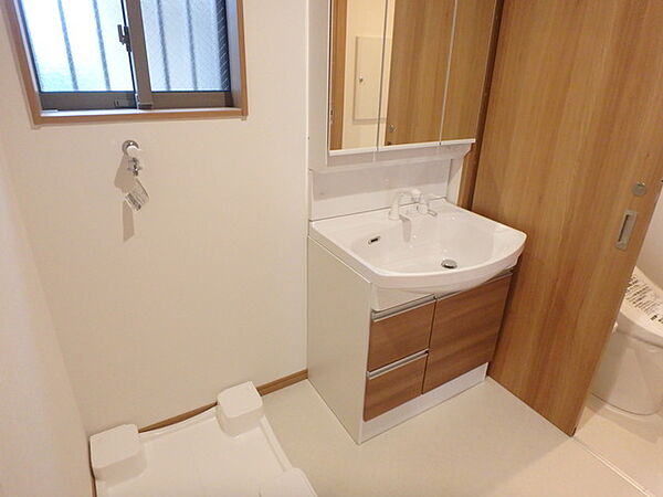 detached 東京都稲城市百村2118-7

地図を見る