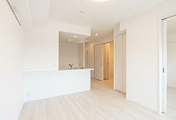 コンフォリア東葛西 4階2SLDKのリビング/ダイニング