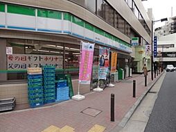 ファミリーマート麻布十番店 509m