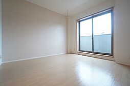 アール　ドゥ　ルーヴル　セティエム 102 1階1Kのリビング/ダイニング