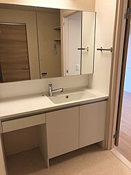 D-room西平山B棟