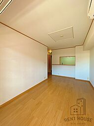 ウィズダム　パレスA 1階1LDKのリビング/ダイニング