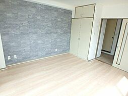 フォレストイン八幡 3階1Kのリビング/ダイニング