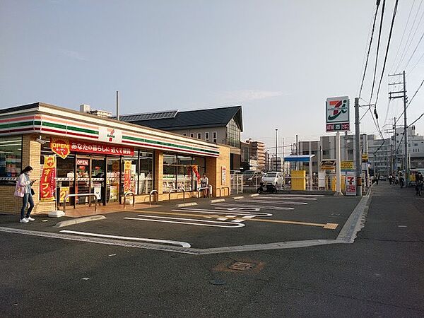 画像25:セブンイレブンJR和泉府中駅西口店 582m