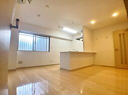 アンリーヴ北野 401 4階1LDKのリビング/ダイニング