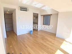 Yビル足立江北ティアラ 2階ワンルームのリビング/ダイニング