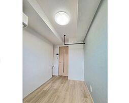 ロッソ・カンパーナ 2階1Kのリビング/ダイニング