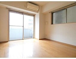 ル ヴァンテアン松が谷 5階1Kのリビング/ダイニング