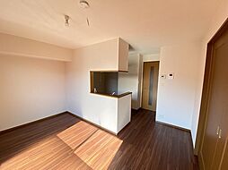 JR中央線 西八王子駅 バス7分 横川下車 徒歩4分の賃貸アパート 2階2LDKのリビング/ダイニング