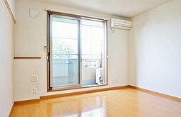 ビューテラスレモン 202 2階1Kのリビング/ダイニング