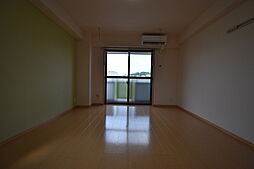 ラ・プランタン 211 2階1Kのリビング/ダイニング