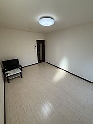 レオネクストｂｒａｖｅ 1階1Kのリビング/ダイニング