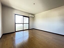 メイユールビジュ 105 1階1Kのリビング/ダイニング