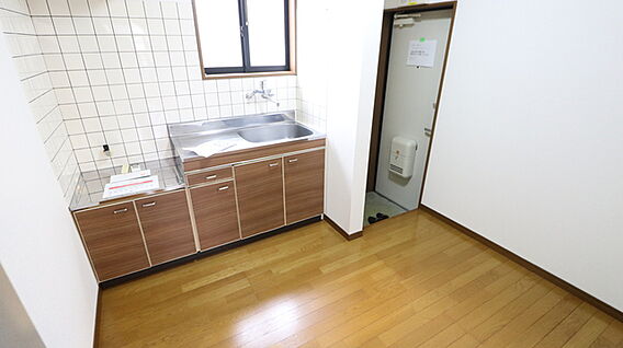 サジャクリケット_内装_2