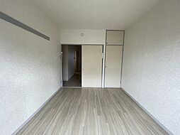 リファインドマンションK 3階2DKのリビング/ダイニング