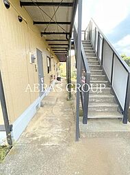 8 / 22