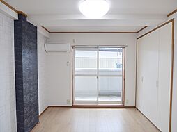 メゾンキャンパスII 104 1階1Kのリビング/ダイニング