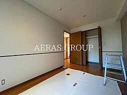 ロイヤルパークス新田 9階1LDKのリビング/ダイニング