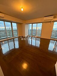 JR山手線 目黒駅 徒歩9分の賃貸マンション 17階2LDKのリビング/ダイニング