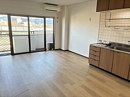 コーポ社領 403 4階3LDKのリビング/ダイニング