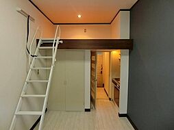 TKハイツ 1階ワンルームのリビング/ダイニング