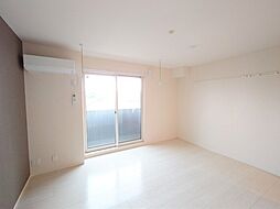 グランシャリオ 3階1Kのリビング/ダイニング