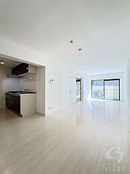 ボンエルフ嵯峨 1階2LDKのリビング/ダイニング