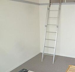 レオパレスグランドゥール 2階1Kのリビング/ダイニング