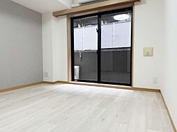 ルーブル早稲田弐番館 1階1Kのリビング/ダイニング