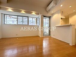 カスタリア銀座 706 7階ワンルームのリビング/ダイニング