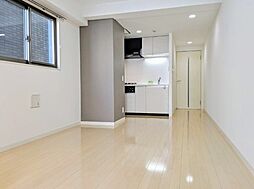 BRISA山手大塚 5階1LDKのリビング/ダイニング