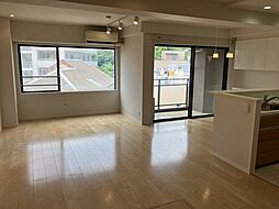 エス・バイ・エル代々木西原 404 4階3LDKのリビング/ダイニング