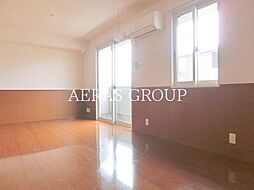 グランド・ソレーユII 1階1LDKのリビング/ダイニング