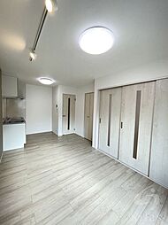 JR東海道・山陽本線 尼崎駅 徒歩11分の賃貸アパート 2階1LDKのリビング/ダイニング