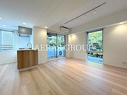 イプセ白金 304 3階2LDKのリビング/ダイニング