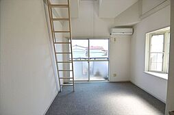 シャトープルミエール 206 2階1Kのリビング/ダイニング