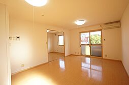 グリーンパーク　D 202 2階2LDKのリビング/ダイニング