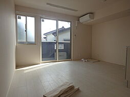 グランドキャッスル 2階1LDKのリビング/ダイニング