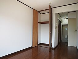 金子ハイム 106 1階ワンルームのリビング/ダイニング